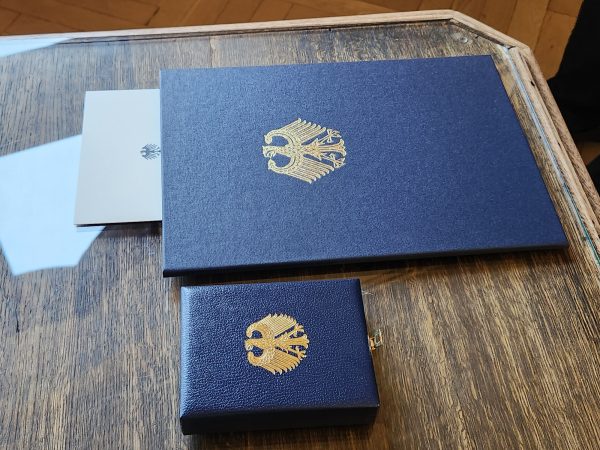 Von Vortragsreihen bis zur Zeitgeschichte am Tresen auf Getränkedeckeln 